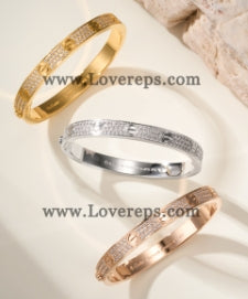 202525318 Love Bracelet With Pave Diamonds